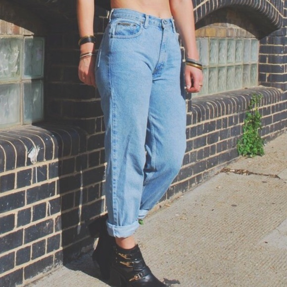 Urban Outfitters Denim - Calvin Klein Vintage Light Washed Jeans